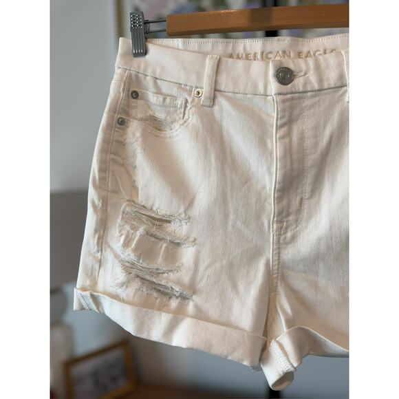 NWT American Eagle High Rise Distressed Cuffed Jean Shorts White Womens Size 10 - Picture 6 of 8